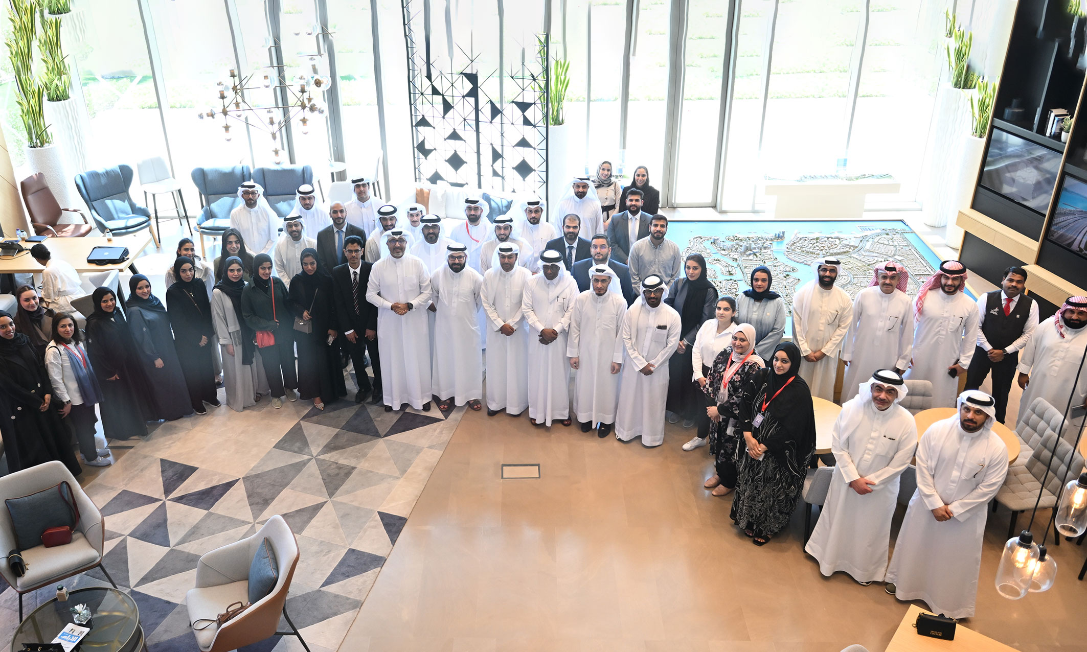 Diyar Al Muharraq Organizes a Tour for the Urban Planning and Development Authority Delegates